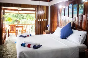 Rainbow Bay Beach & Dive Resort - Room