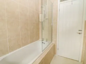 Trem Y Garn - Badezimmer