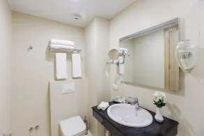 Best Western Premier Batumi - Bathroom