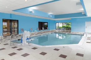 Hampton Inn Kansas City - Liberty - Piscine