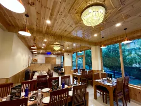 BSR Resort by Apple Orchards - Restaurant