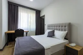 Atm Suit Otel - Room