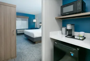 Holiday Inn Express & Suites DALLAS PARK CENTRAL NORTHEAST by IHG - Rom