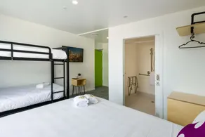 LyLo Queenstown - Chambre