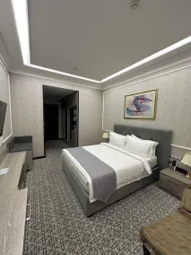 Huayue Mansion Hotel - Room