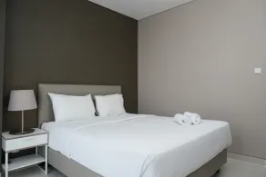 Opulent 2BR Residence at Ciputra International Apartment By Travelio - Room