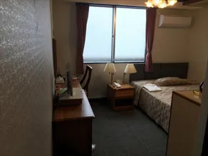 Sunrise Hotel Okinawa-どこか懐かしいレトロ宿軽朝食付 - Chambre