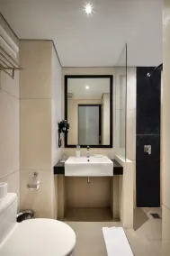 Fashion Hotel Legian - Badrum