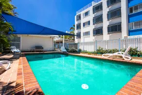Coral Sea Apartments - Piscine