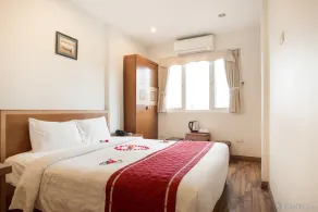 Hanoi Charming House - Rom