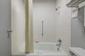 Motel 6 Chickasha, OK - Badrum