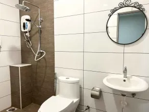 Collection O Malacca Near St John's Fort Formerly Gill Garden - Bathroom