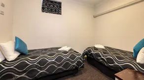 Silver Haven Motor Inn - Room