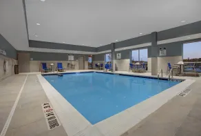 Holiday Inn Express & Suites - Milwaukee - Brookfield by IHG - Pool