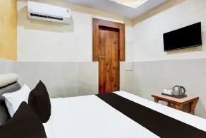Collection O Mall Road Gwalior - Chambre