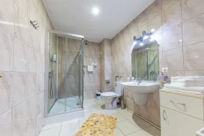Hotel Amphitryon - Bathroom
