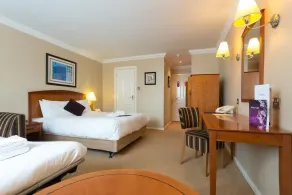 The Roman Way Hotel - Chambre