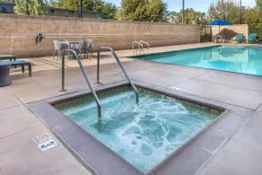 Hampton Inn & Suites Riverside/Corona East - Pool
