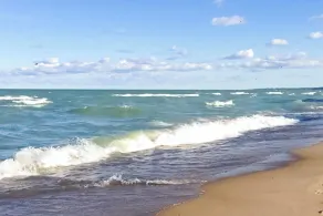 Steps to Beach & Lake Michigan! Family Retreat - Innvendig