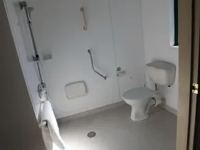 Karaka Tree Motel - Bathroom