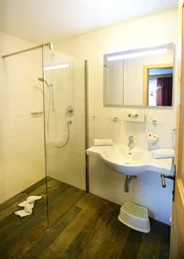 Alpenstern rooms & suites - Badeværelse