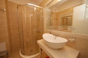 Harmony Palace - Bathroom