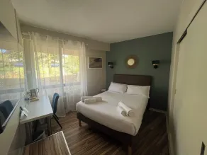 Logis Hôtel de la Bruyere - Værelse