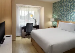 One Saltillo Aeropuerto - Room