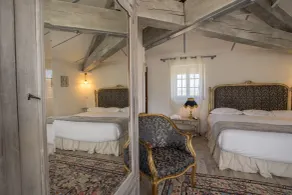 Château de Floure - SPA et piscine extérieure chauffée - Camera