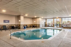 Drury Plaza Hotel Broadview Wichita - Piscine