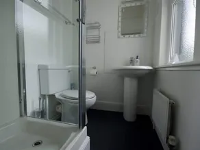 Headlands - Room Only Accommodation - Bad