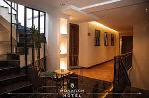 Monarch Boutique Hotel - Lobby
