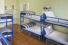 Four Courts Hostel - Room