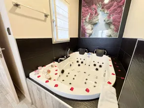Akla Suites con Jacuzzi Santillana - Spa