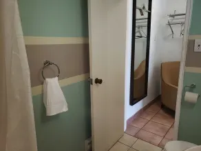 Niagara Falls Courtside Inn - Badezimmer