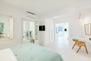 Lilly Residence-All Sea View Suites, Adults Only - Quarto