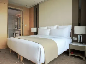 Langham Place Guangzhou - Room