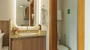 Saint Moritz Hplus Express - Bathroom