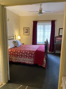 Battunga Cottages - Room