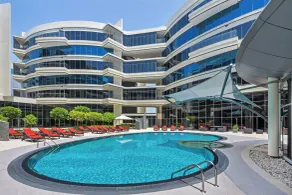 Majestic Arjaan by Rotana – Manama - Pool