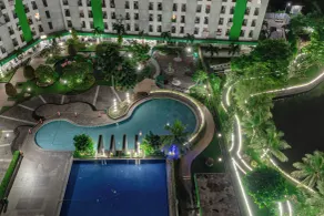 Nusantara Pelangi Rooms By Reccoma - Piscine