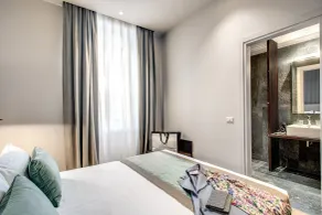 Hotel 77 Seventy-Seven - Maison D'Art Collection - Chambre