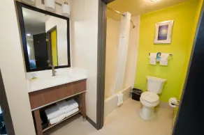 Arya Inn & Suites - Salle de bain