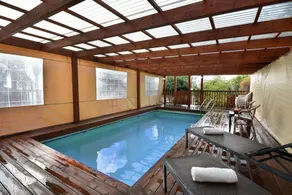 Golan Cabins - Pool
