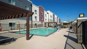 Candlewood Suites Baytown by IHG - Piscine