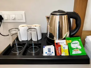 HOTEL MUDITA BY KIRTI - Coffee and/or coffee maker