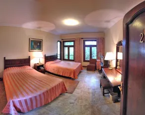Hotel Aranjuez Cochabamba - Room