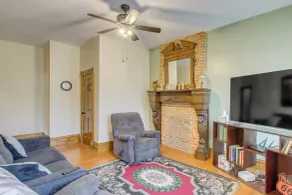 < 1 Mi to Downtown: Historic Dubuque Gem! - Innvendig