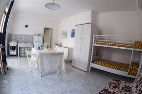 Furnished Open-space Apartment Near the sea and Commercial Points - Zona de estar