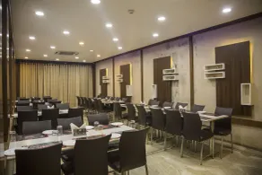 OYO 2754 near City Centre - Restaurant